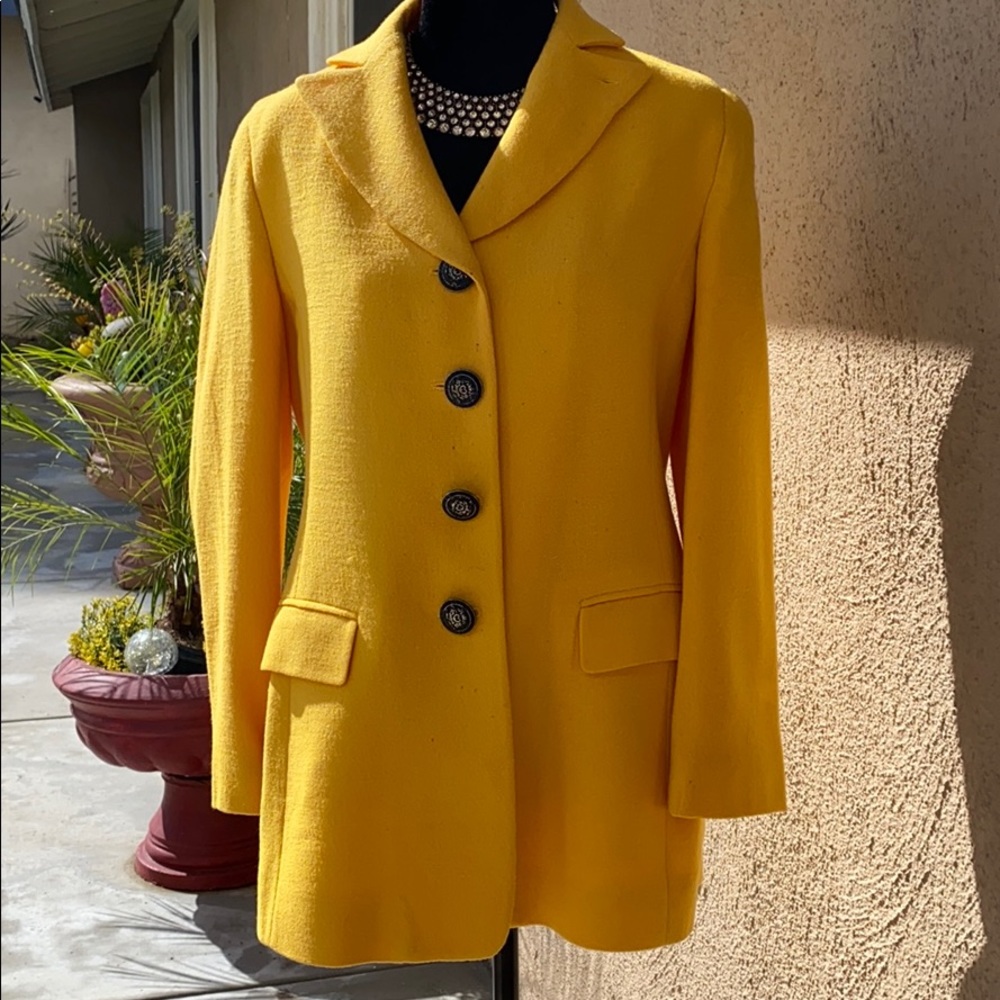 Griffith St John women’s jacket